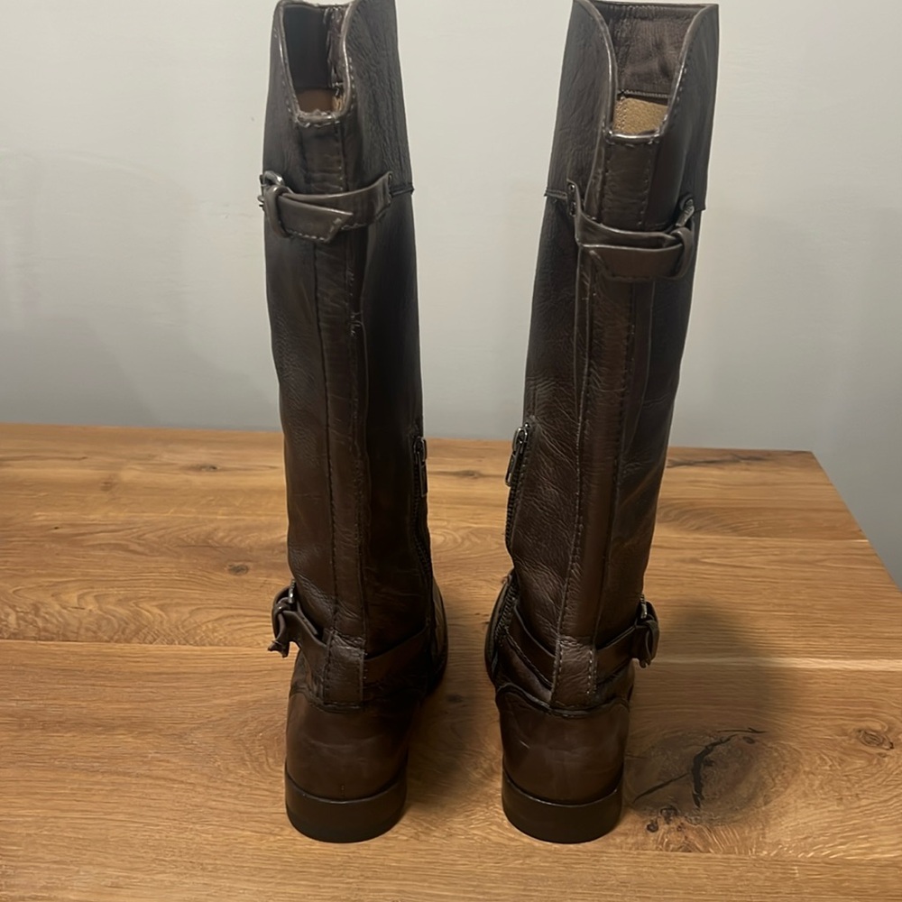 Frye Phillip Brown Leather Tall Western Riding Boots 3476847 Block Heel Size 6B - Picture 4 of 14